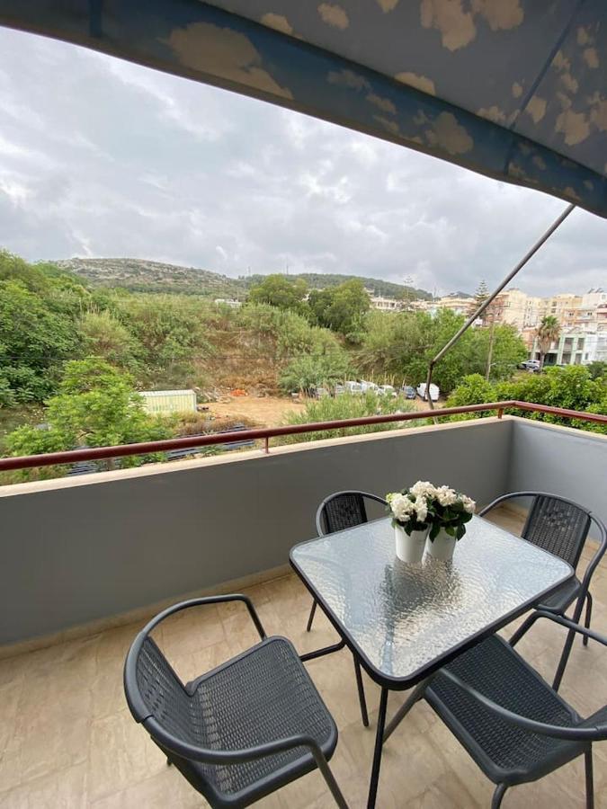 Apartment Panos *